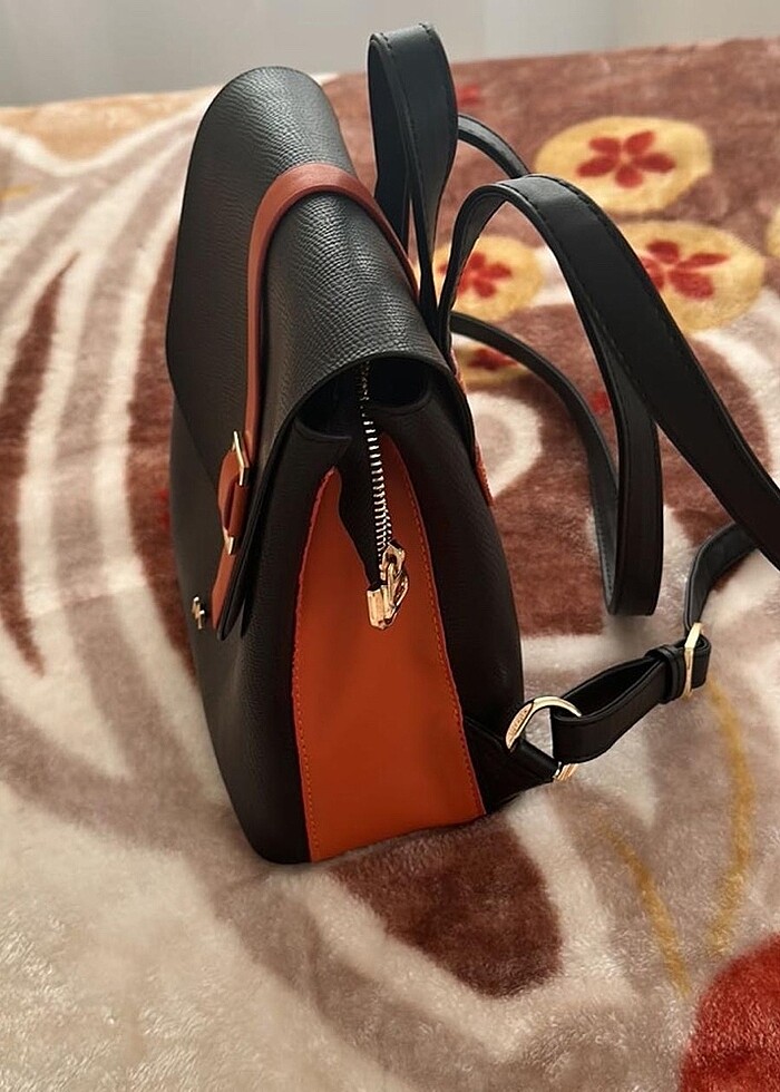 Kadın sırt çantası - Görsel 4