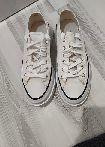 Beyaz Minimalist erkek Spor Ayakkabı