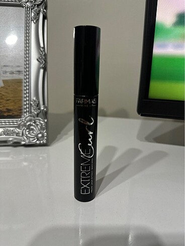 Farmasi extrem curl maskara