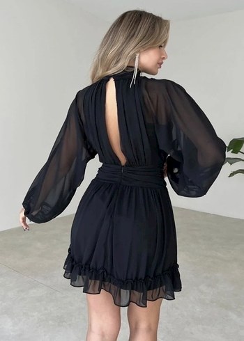 Siyah dik yakalı şifon elbise - Görsel 2