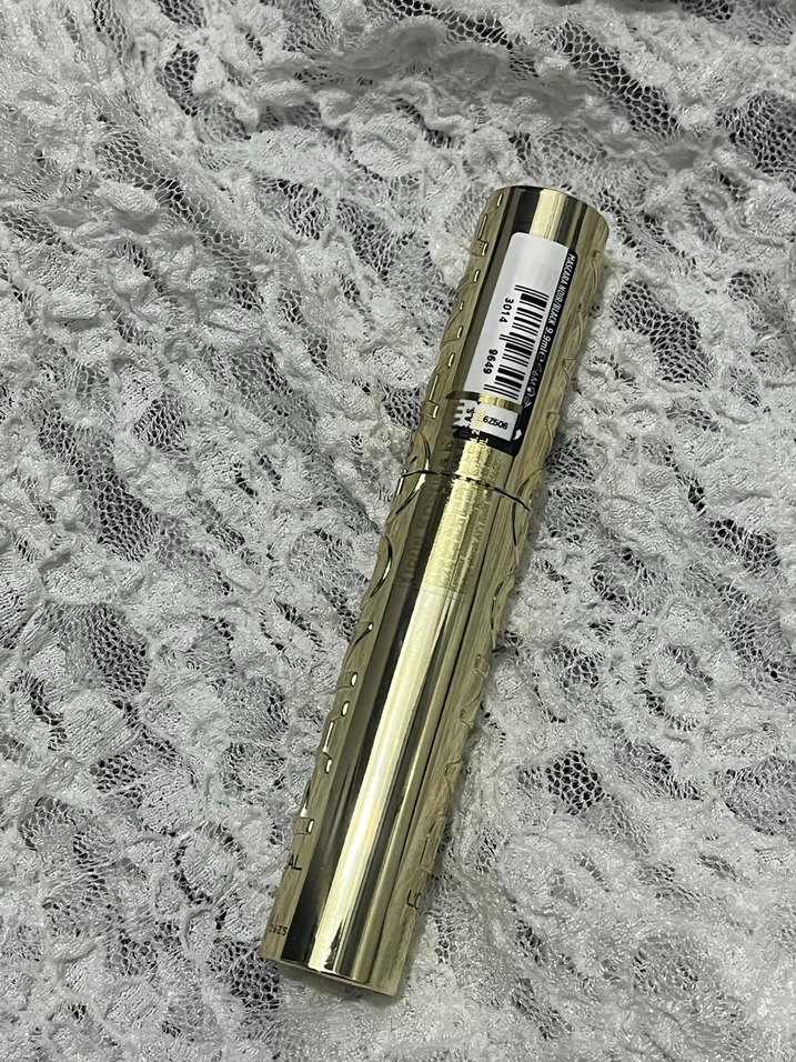 Parlak Altın Renk Maskara - Görsel 3