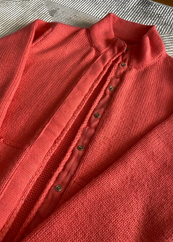 Düğmeli Kırmızı Midi Triko Hırka - Görsel 5