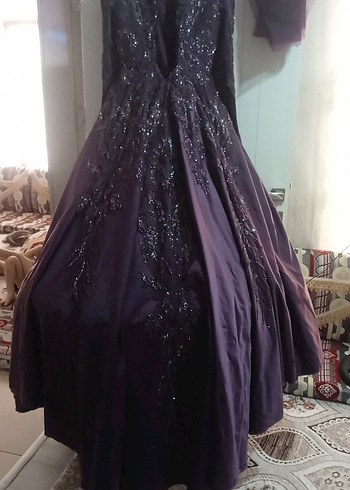 Mor Uzun Straplez Nakışlı Gotik nişan elbisesi - Görsel 7