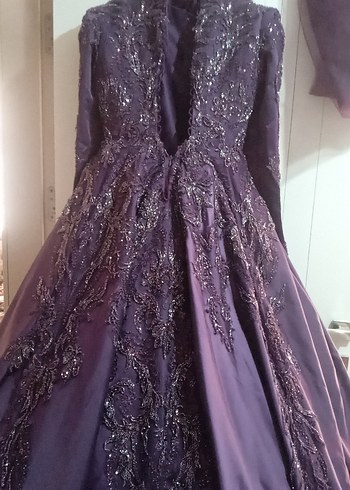 Mor Uzun Straplez Nakışlı Gotik nişan elbisesi - Görsel 8