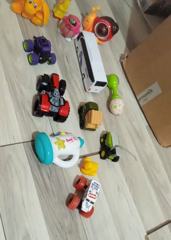  Renkli Çocuk Oyuncak Arabalar Seti