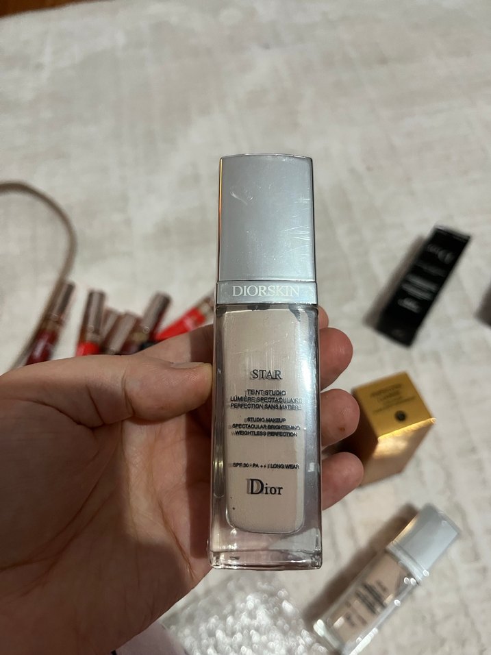 Dior Diorskin Star BB Krem 30ml Siyah - Görsel 2