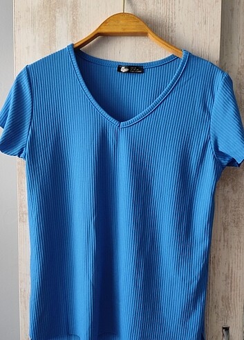 V yaka t-shirt