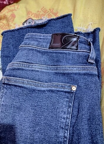 38 Beden lacivert Renk Mavi marka flare jeans