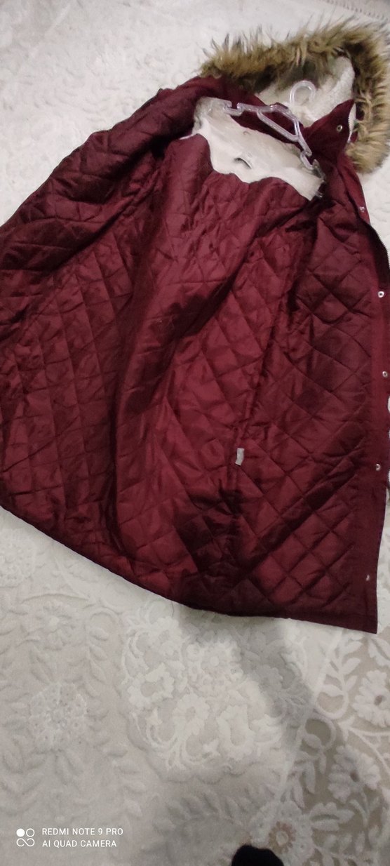 BAYAN KAPŞONLU BORDO RENKLİ MONT - Görsel 2