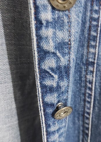 Düğmeli Kadın Kot Ceket, Rahat Kesim, Mavi - Görsel 4