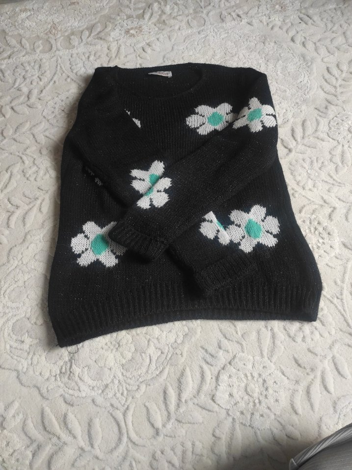 Nakışlı Siyah Triko Kadın Kazak - Görsel 5