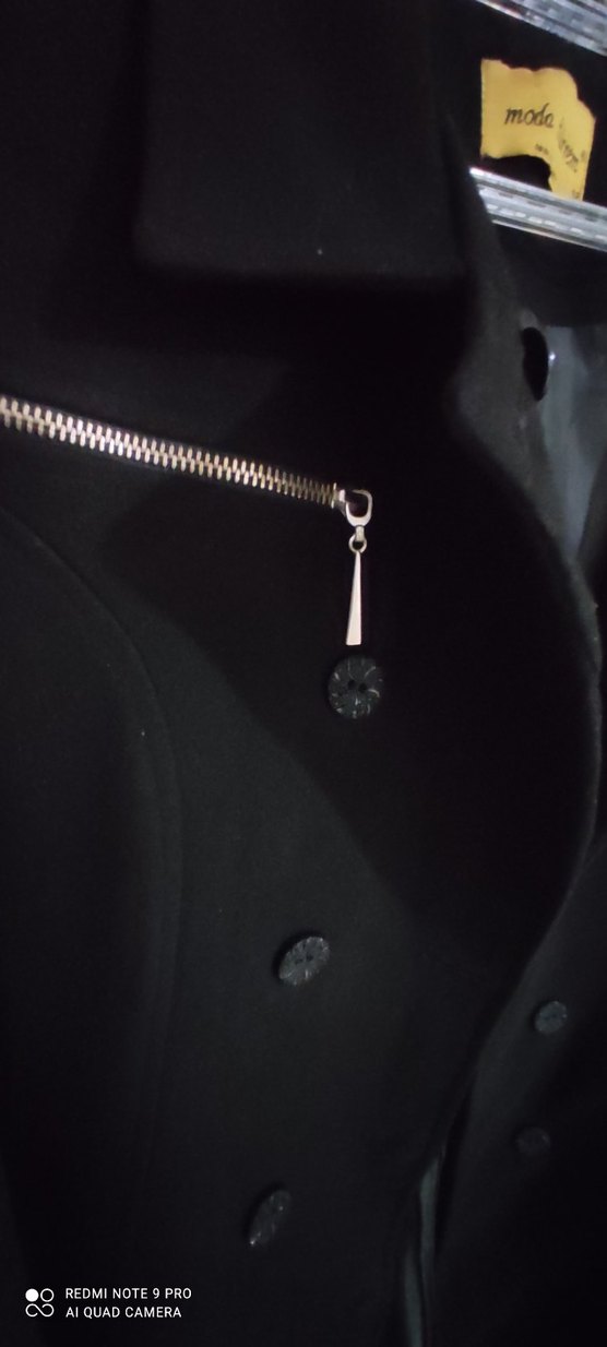 Fermuarlı Siyah Uzun Kaban - Görsel 3