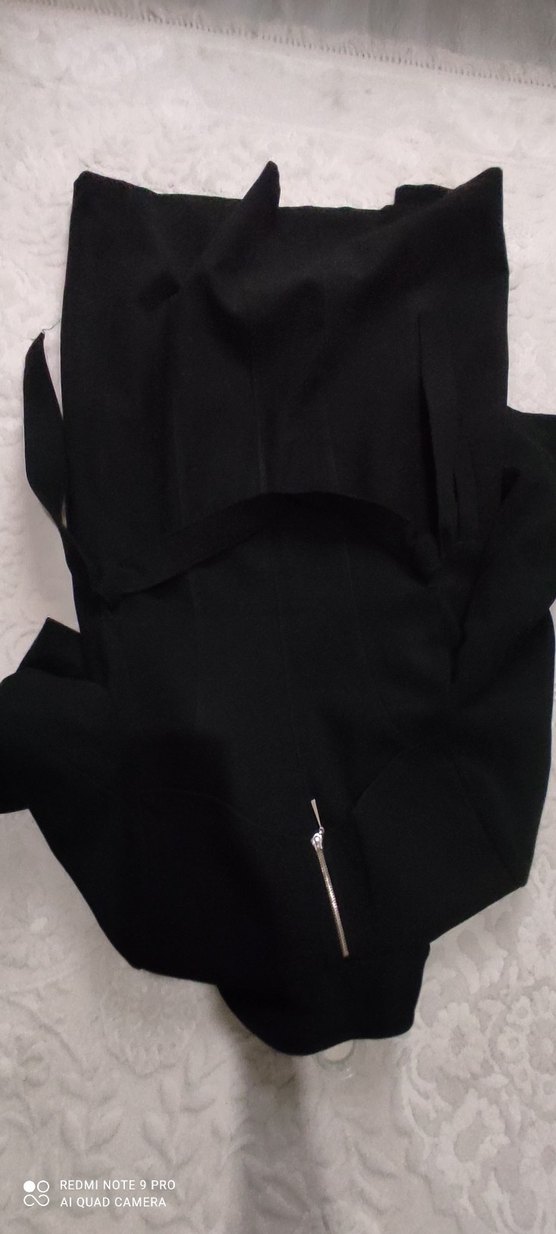 Fermuarlı Siyah Uzun Kaban - Görsel 2