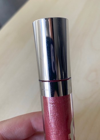  Beden Flormar Dewy Lip Glaze 027