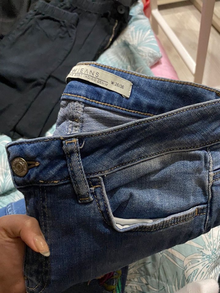 Nakış Detaylı Mavi Denim Kadın Pantolon - Görsel 4