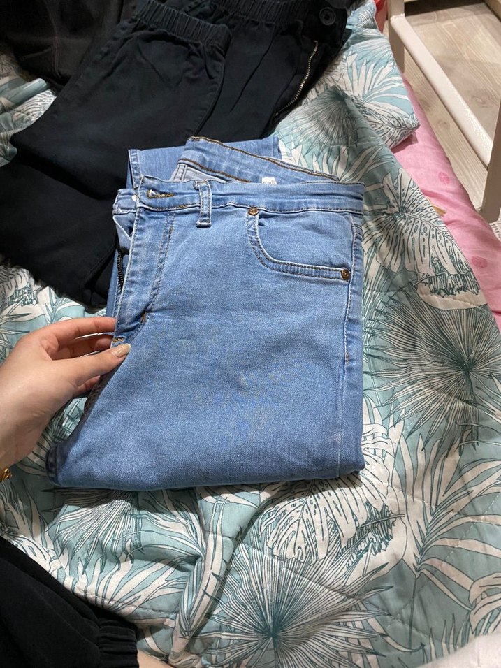 Yırtık Detaylı Mavi Midi Denim Pantolon - Görsel 3