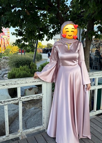 Pembe Parlak Uzun Abiye Elbise