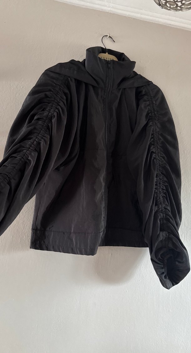 Drapeli Siyah Midi Kadın Ceket - Görsel 2