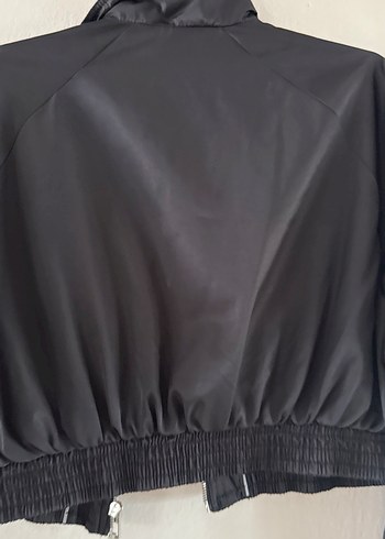 Siyah Kemerli Kısa  Kadın Ceket - Görsel 9