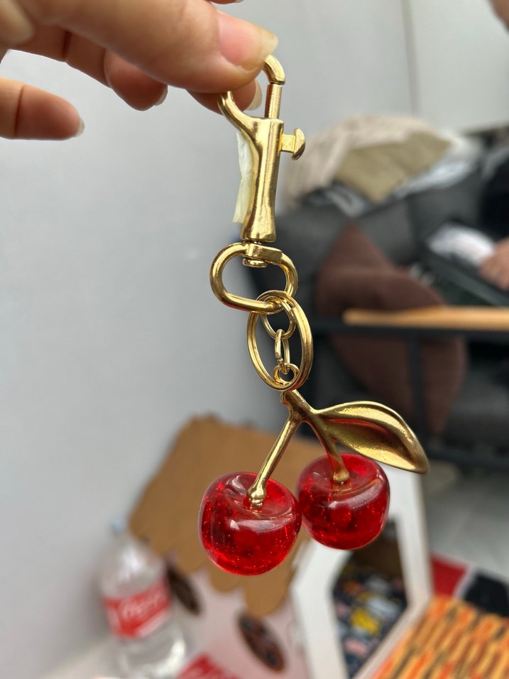 Gold Kiraz Figürlü Anahtarlık | Lüks Aksesuar - Görsel 4