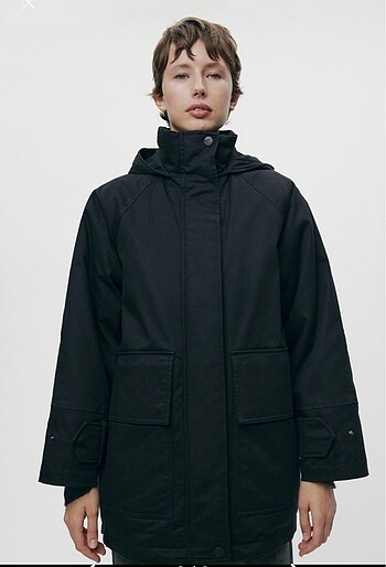 Zara ZARA SİYAH MONT L BEDEN