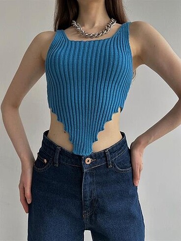 Diğer Asimetrik Bel Triko Crop