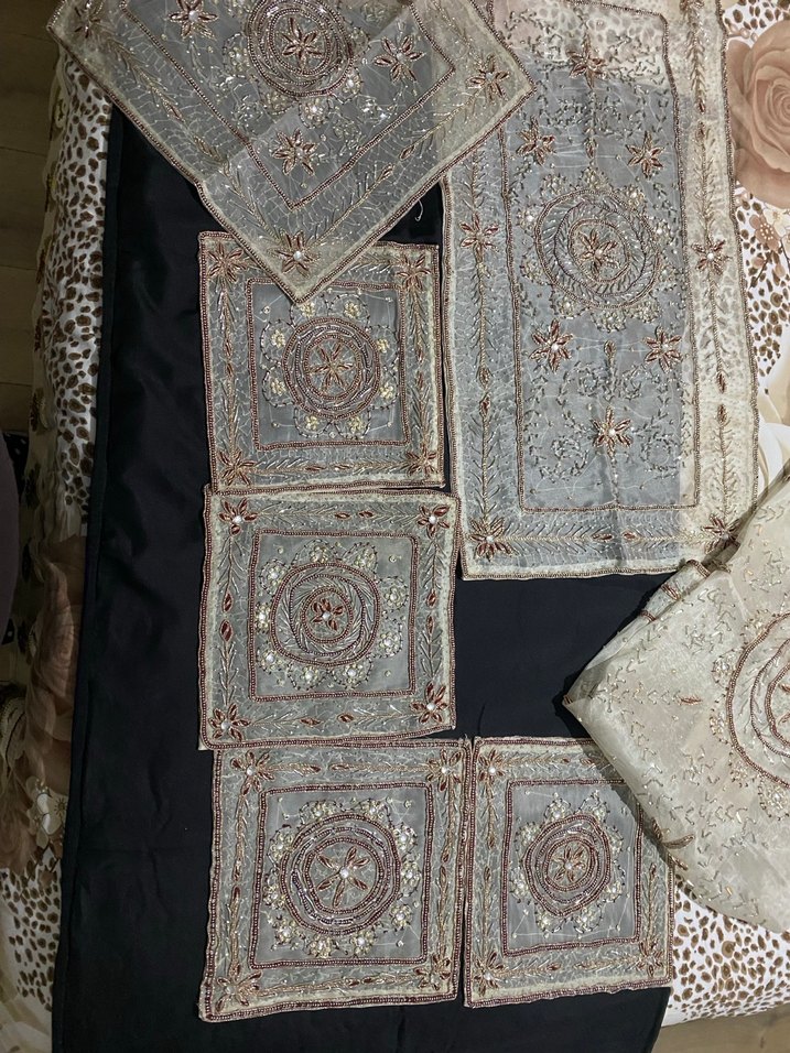 Gri Nakışlı Bohem Masa Örtüsü - Görsel 4