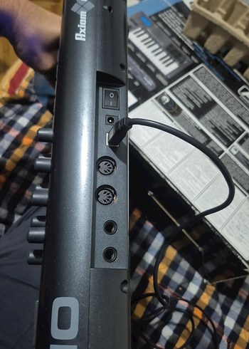 M-Audio Axiom 25 padli MIDI Klavye - Görsel 5