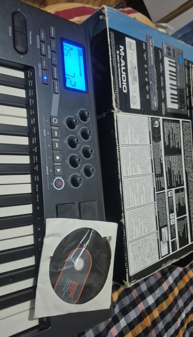 M-Audio Axiom 25 padli MIDI Klavye - Görsel 3