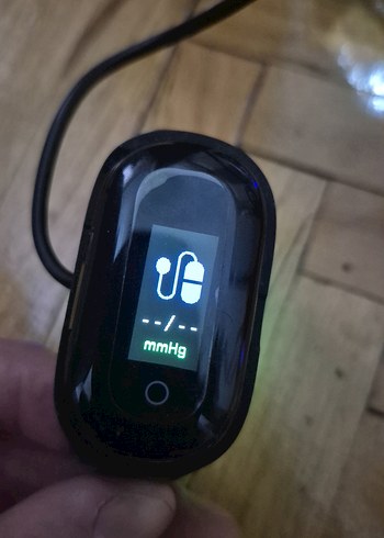 Akıllı bileklik + içinde Kablosuz Kulaklık seti - Görsel 12