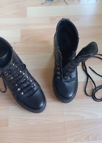 Kadın Siyah Deri Gotik Topuklu Bot - Görsel 10