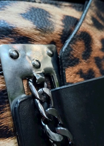 Zincir Detaylı Leopar Desenli  Çanta - Görsel 6