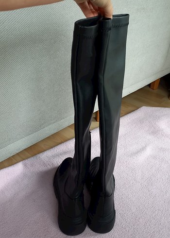 Dizüstü Siyah Çizme - Görsel 3