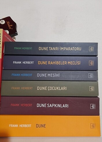 Dune(Çöl Gezegeni) serisi toplam 6 kitap