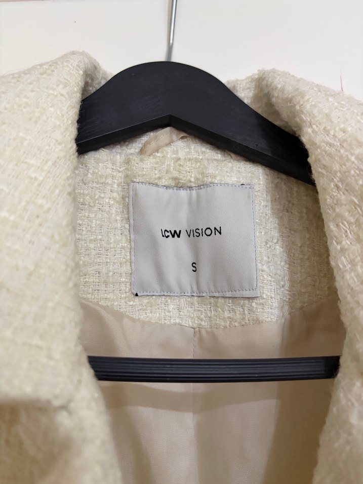 Düğmeli Beyaz Kısa Kadın Yelek - Görsel 2