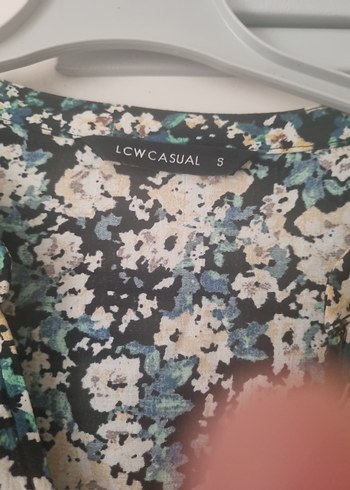 Çiçek Desenli V Yaka Uzun Kollu Midi Elbise - Görsel 4