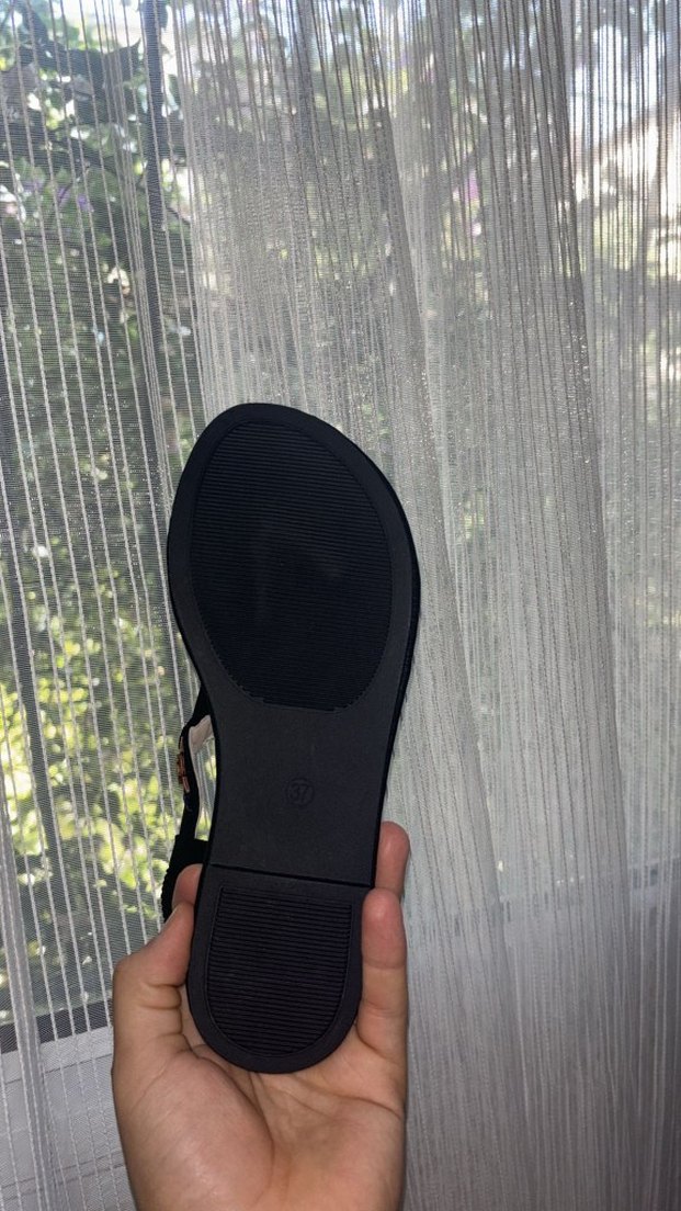 Boncuklu ve Nakışlı Kahverengi Dolgu Topuklu Sandalet - Görsel 3