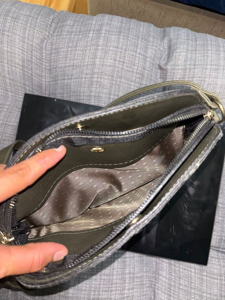 Gri Deri Kadın Çanta Tokalı - Görsel 4