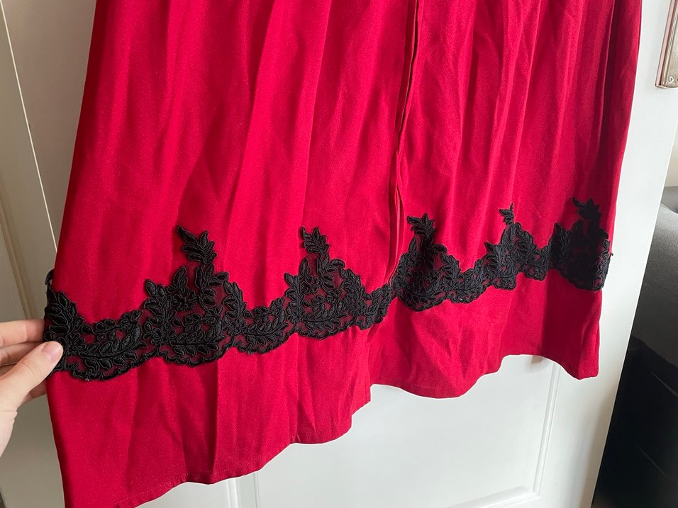 Kırmızı Ferace - Görsel 4