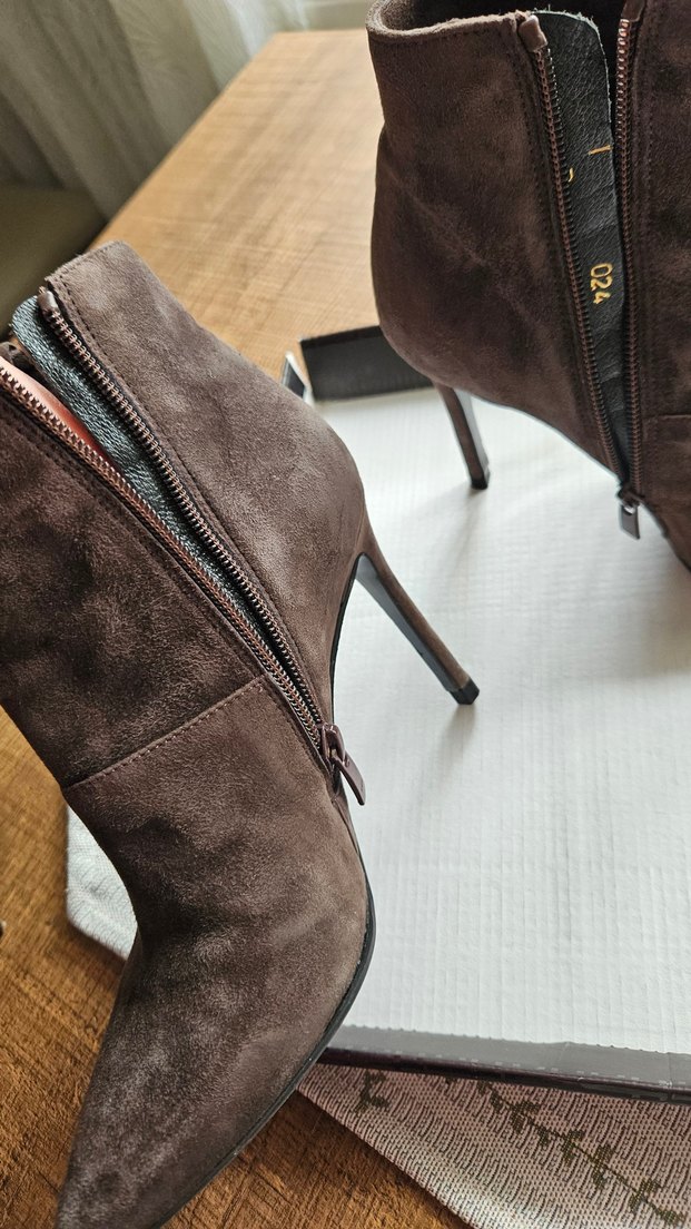 Kahverengi Süet Püsküllü Stiletto Bot - Görsel 3