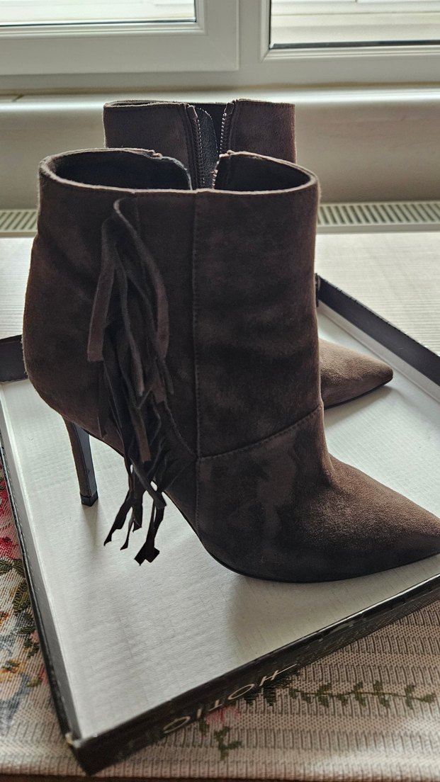 Kahverengi Süet Püsküllü Stiletto Bot - Görsel 5