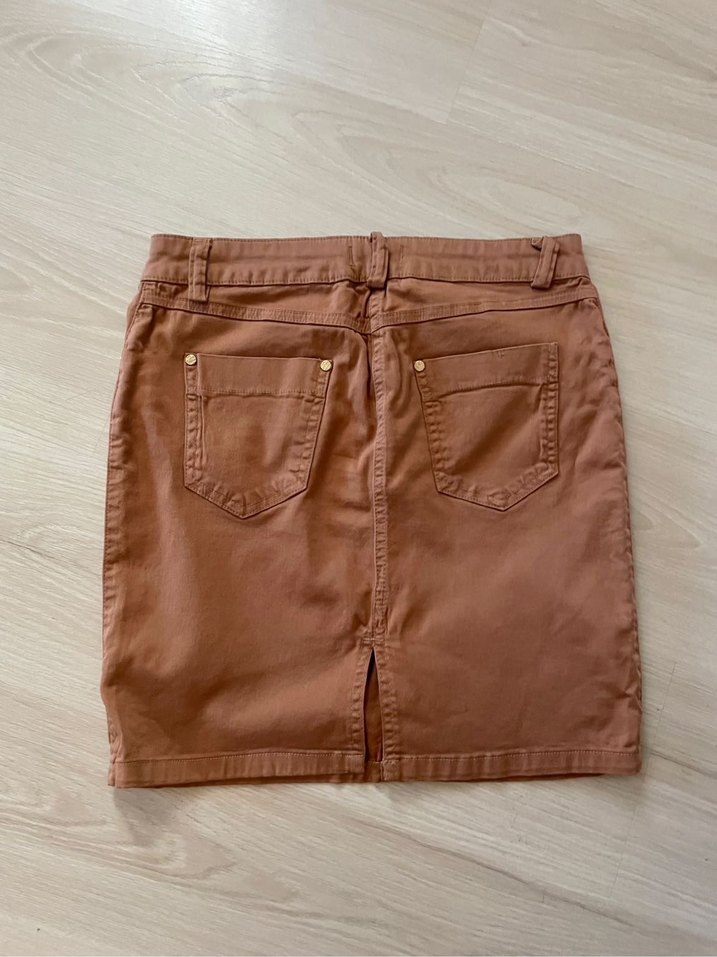 ADİL IŞIK Mini Etek - Görsel 3