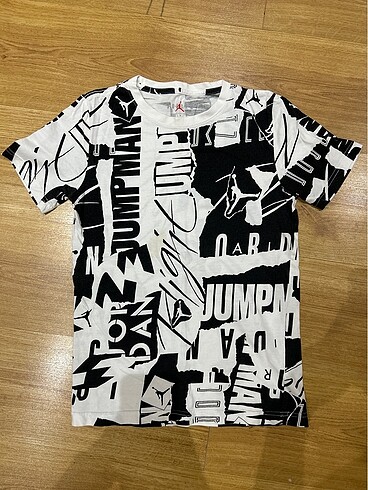 Jordan medium 10-12 yaş siyah beyaz