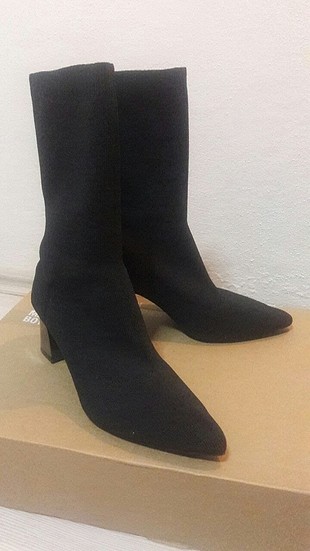 zara model bot