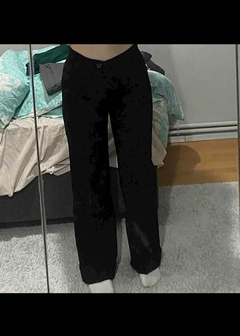 Siyah Kadın Regular Fit Kumaş Pantolon - Görsel 4