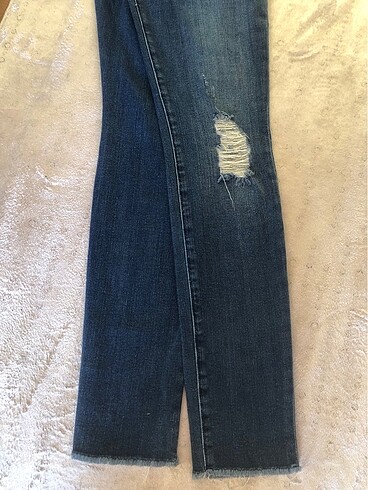 Farmasi Frame jean
