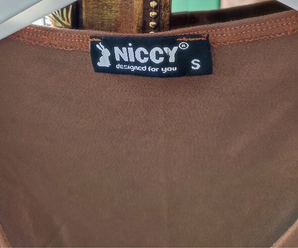 m Beden çeşitli Renk Niccy püsküllü süet takım