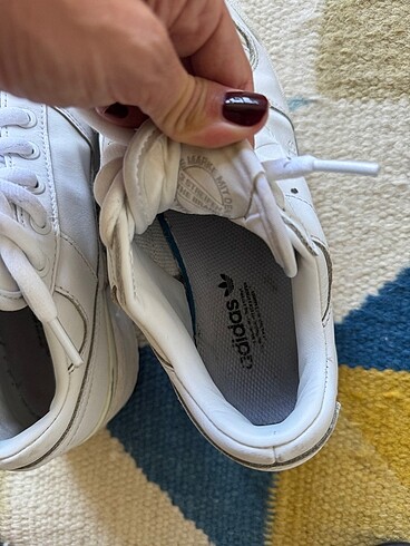38 Beden beyaz Renk Adidas Snaeker