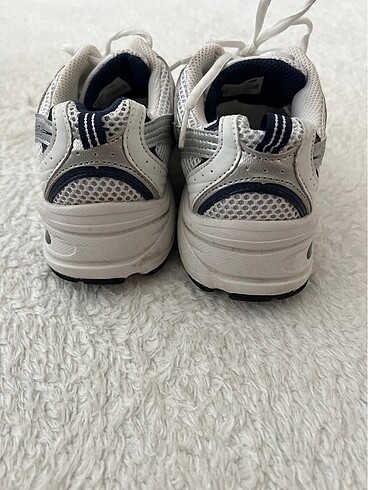 New Balance Sorunsuz spor ayakkabı