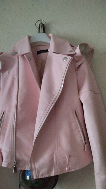 Toz pembe deri mont